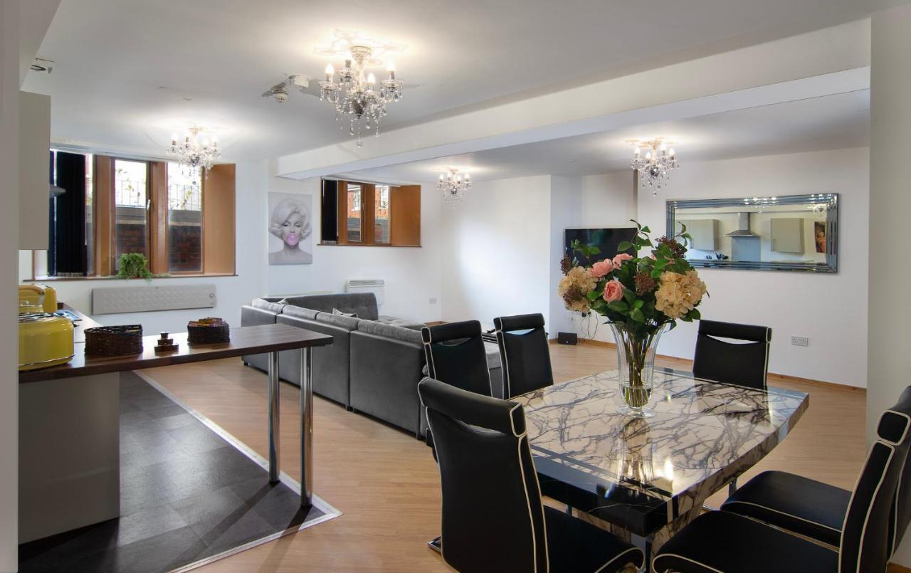 Super Spacious Church Conversion Close To Tower Blackpool Exterior foto